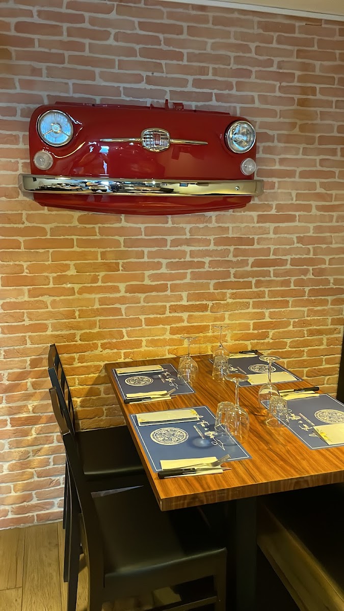 Don Capone - Pizzeria Napoletana